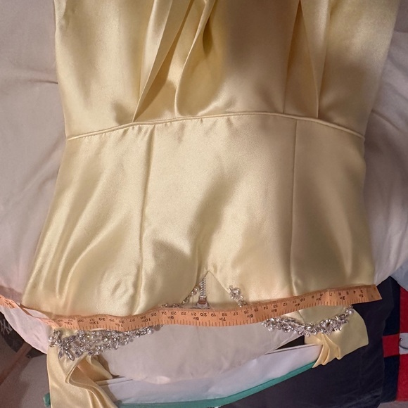 IT’S PROM SEASON!!! Sherri Hill Prom dress - Picture 12 of 14